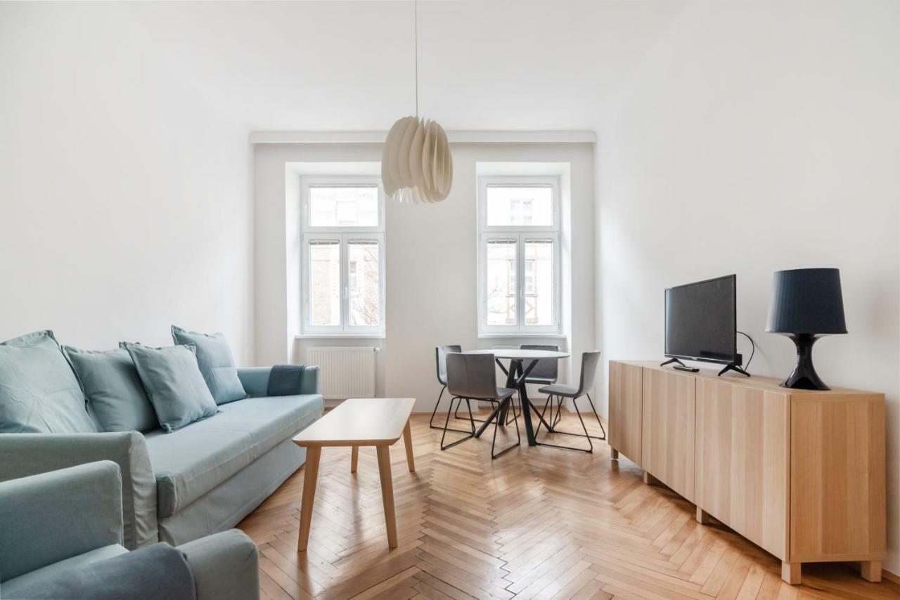 Universum Apartment 2 Wien Exterior foto