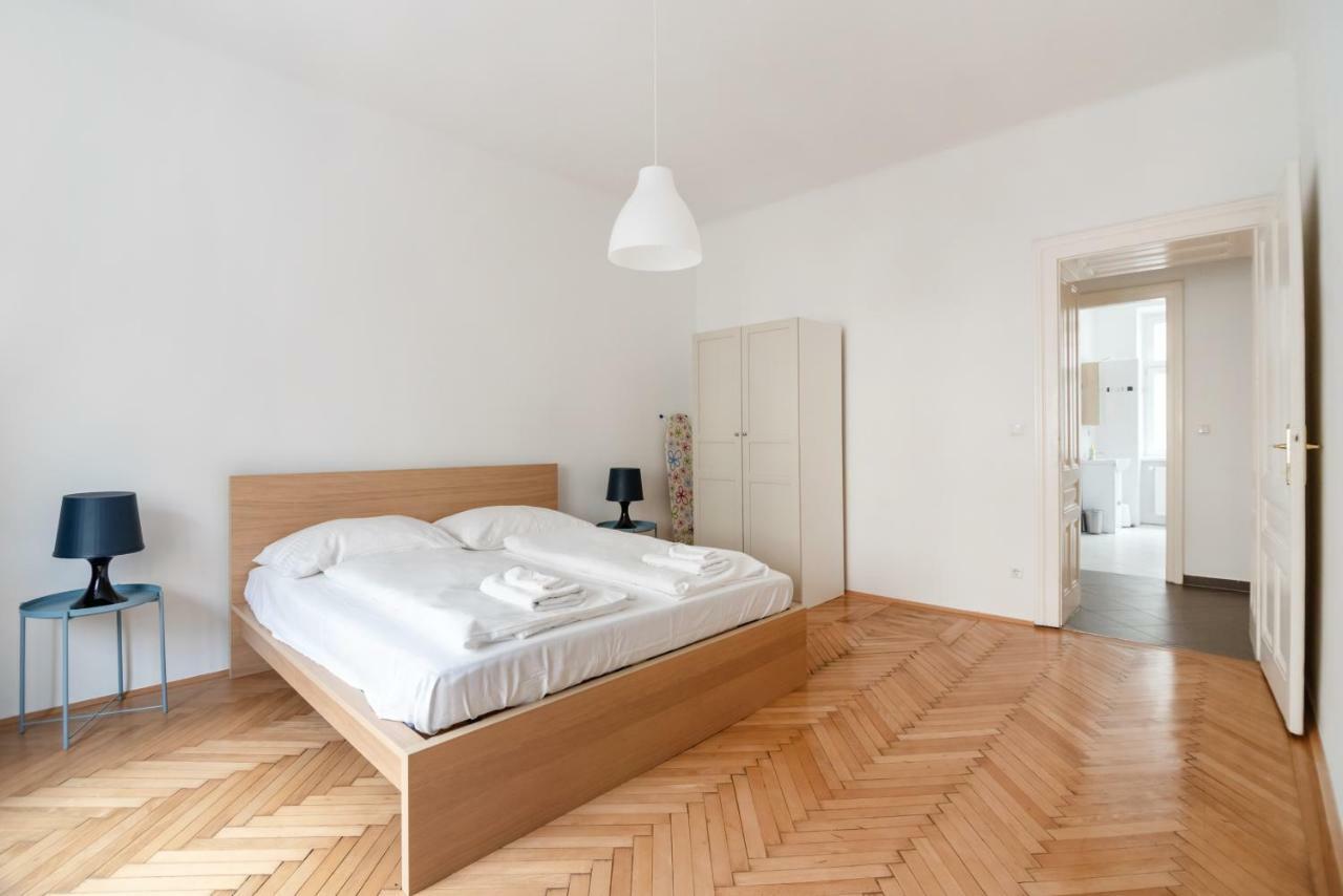 Universum Apartment 2 Wien Exterior foto